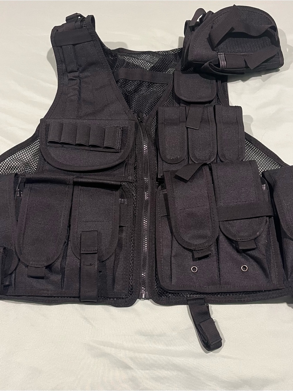 NEW Tactical Utility Vest Adjustable w/ Holster, Mag Pouches & Shell Holder